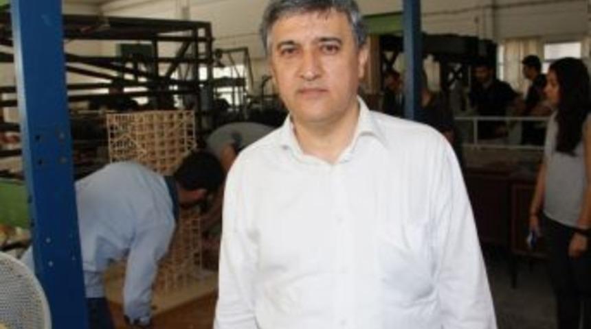 Meslek Se&ccedil;iminde &Ouml;ğrenci Ve Ailelere Akademisyen Uyarısı