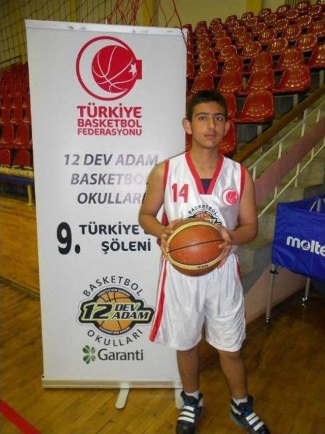 Aile Boyu Basketbol Sevgisi