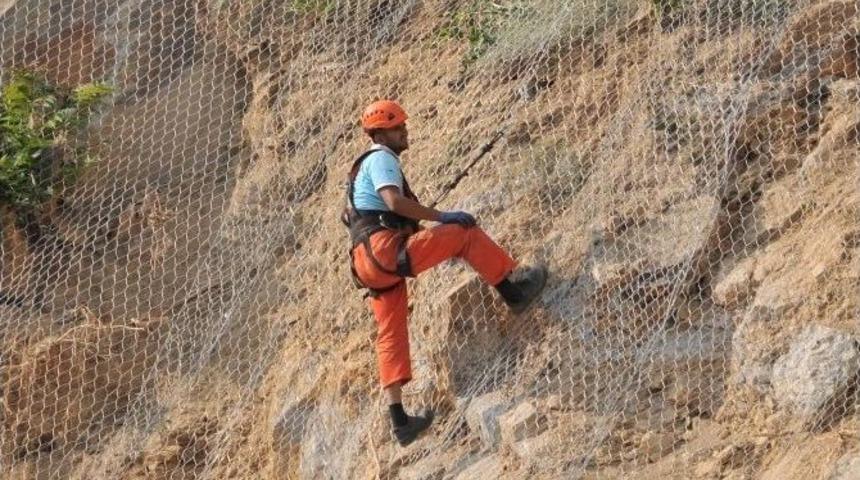 Dağcılar Bu Defa Ke&ccedil;i&ouml;ren İ&ccedil;in Tırmandı