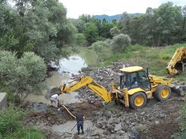 Saltukova’da Su Şebekesinde Arıza Meydana Geldi