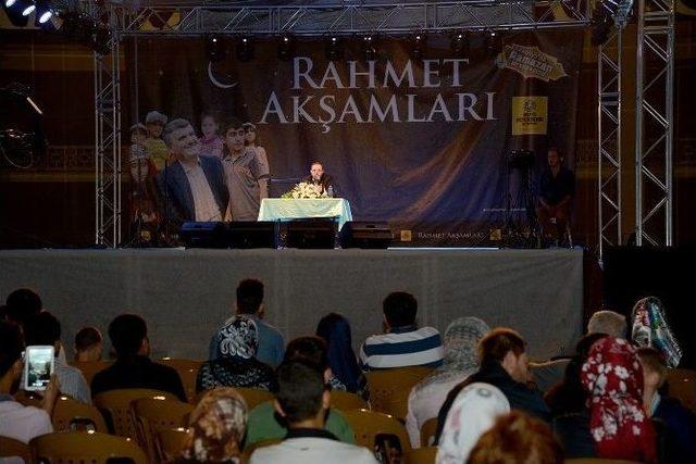 Konya'da Rahmet Akşamlarıyla Ramazan Coşkusu Yaşanıyor