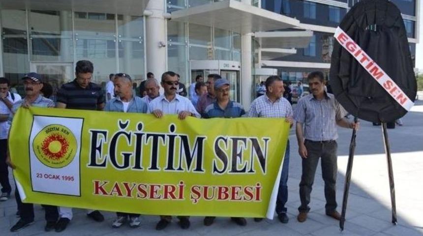 &Ouml;ğrencisinin Attığı Yumrukla Hayatını Kaybeden &Ouml;ğretmen