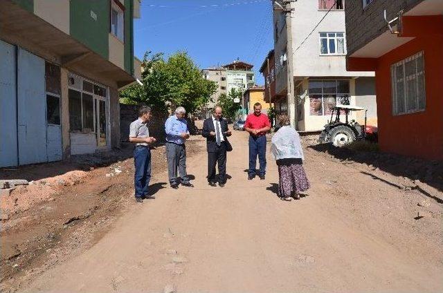 B&uuml;nyan Belediye Başkanı Şinasi G&uuml;lc&uuml;oğlu &Ccedil;alışmaları Yerinde İnceledi 2