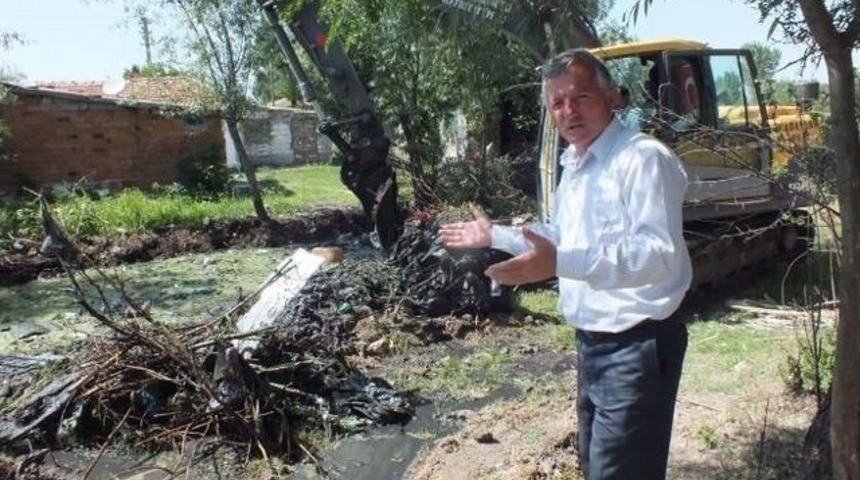 İpsla Belediyesi Bataklıkları Kurutuyor