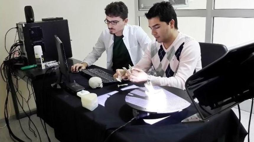 İzmir&rsquo;in Biyomedikal M&uuml;hendisleri İk&ccedil;&uuml;&rsquo;de Yetişecek