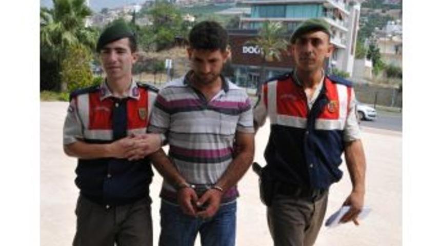 Sahte Dolarla Alışveriş Yapan Bir Kişi Yakalandı