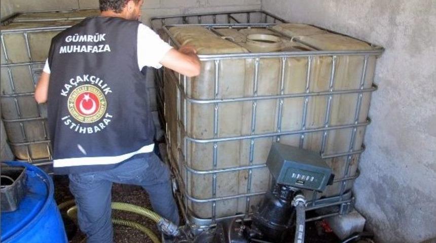 Gaziantep&rsquo;te 14 Bin 200 Litre Ka&ccedil;ak Akaryakıt Ele Ge&ccedil;irildi