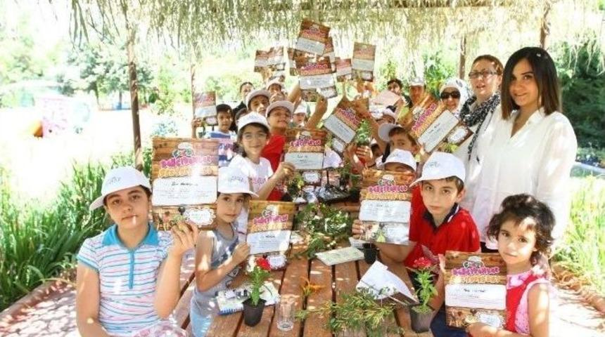 &Ccedil;ocuklar Bah&ccedil;ıvanlığı Botanik Bah&ccedil;esinde &Ouml;ğreniyor