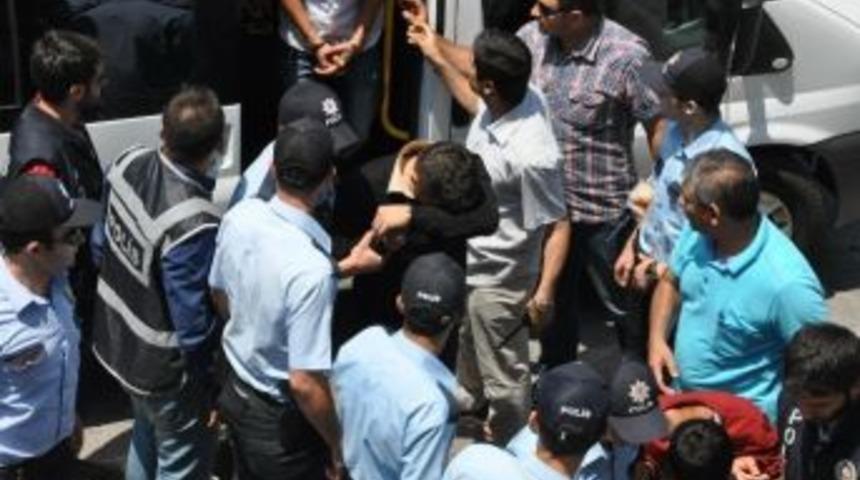 Engelli Kız Kardeşlere Taciz Olayında Tutuklananlar Serbest