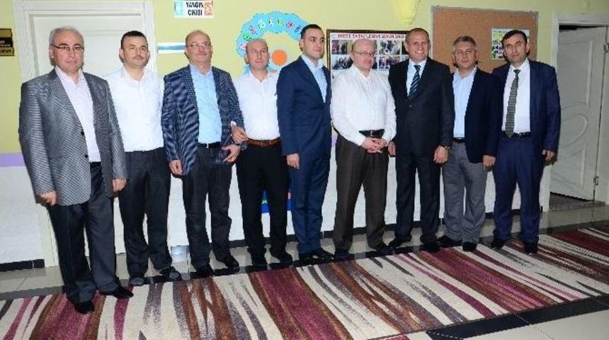 Protokol, Saray Anaokulu&rsquo;nun İftar Sofrasına Konuk Oldu