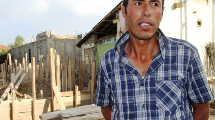 Vatandaşın Evinin &Ouml;n&uuml;ndeki Aracını &Ccedil;aldılar