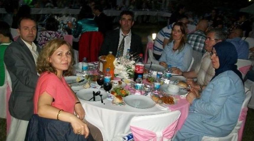 Eskişehir'deki Sivrihisarlılar 'iftar Yemeğinde' Buluştular