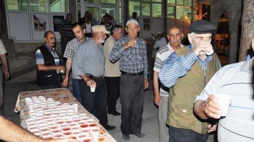 G&ouml;reme'de Şerbet Geleneği Devam Ediyor