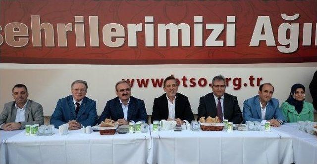 Btso İftar Sofraları, Birlik Ve Beraberliği Güçlendiriyor