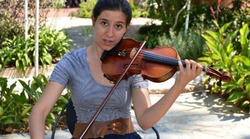 Aima&rsquo;nın Keman Ve Viyola &Ouml;ğrencileri Yetenekleriyle B&uuml;y&uuml;l&uuml;yor