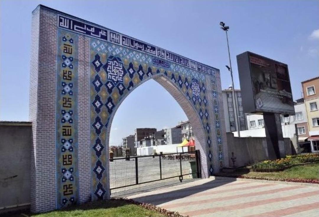 Eski Bayrampaşa Cezaevi Avlusunda Teravih Namazı