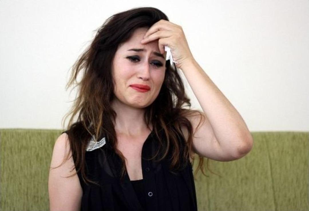 Sa&ccedil;ını Boyattı, &Ouml;ğretmen Olma Hayali Suya D&uuml;şt&uuml;