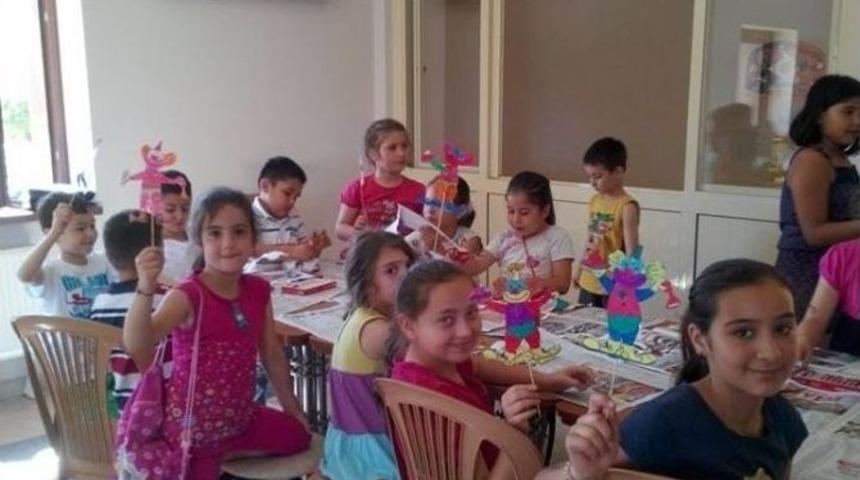 &Ccedil;ocuklar İ&ccedil;in K&uuml;lt&uuml;r Sanat Etkinlikleri Devam Ediyor