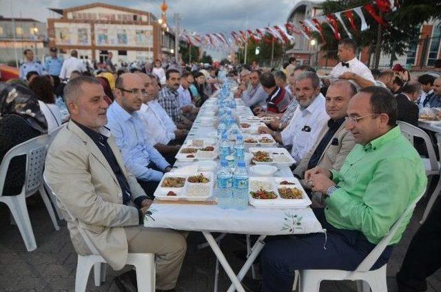 Dumlupınar Ve Eşme Sahil’de Ramazan Etkinlikleri