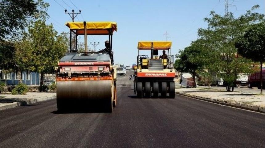 B&uuml;y&uuml;kşehir, İl&ccedil;elerdeki Asfalt &Ccedil;alışmalarını Hızlandırdı