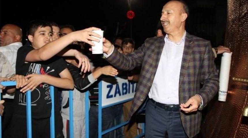 Dev &Ccedil;orba &Ccedil;eşmesinden Limonata Serinliği