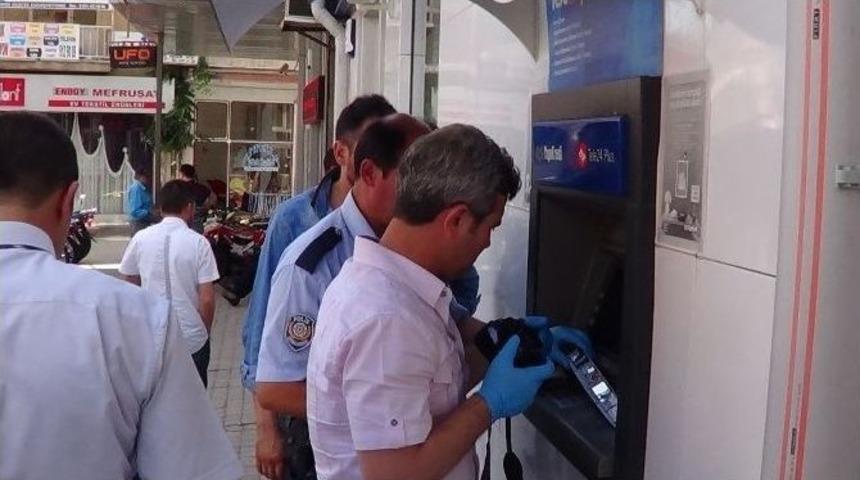 Sandıklı&rsquo;da Bankamatikte Kopyalama Cihazı Bulundu