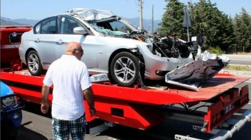 Tatil Yolunda Trafik Kazası: 4 Yaralı