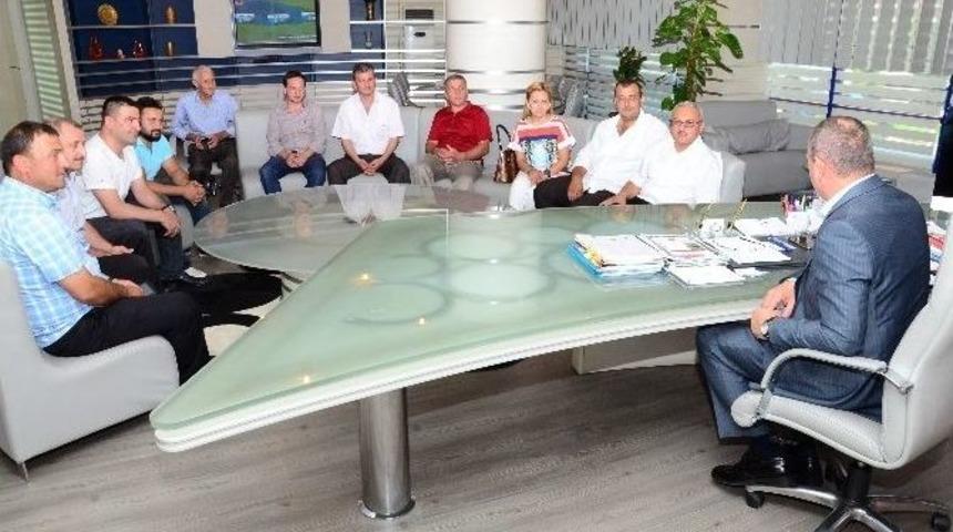 Başkan Keleş&rsquo;e Anlamlı Hediye