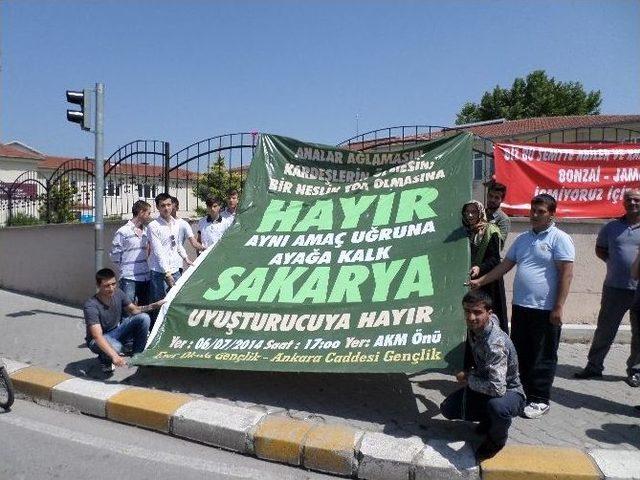 Sakarya'da 'uyuşturucuya Hayır' Eylemi