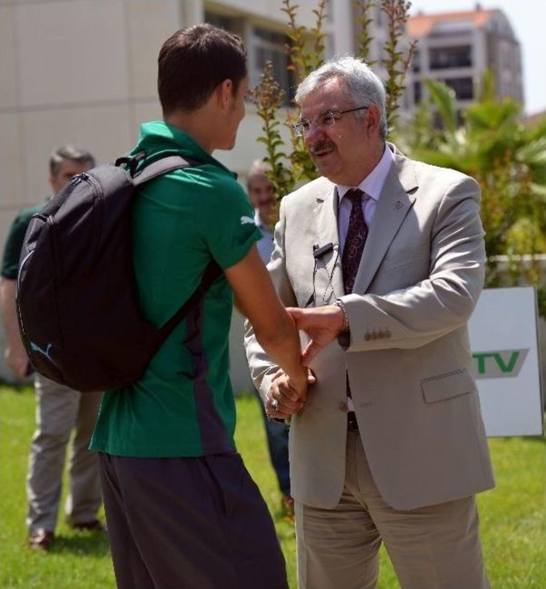 Bursaspor Kartepe&rsquo;ye Hareket Etti