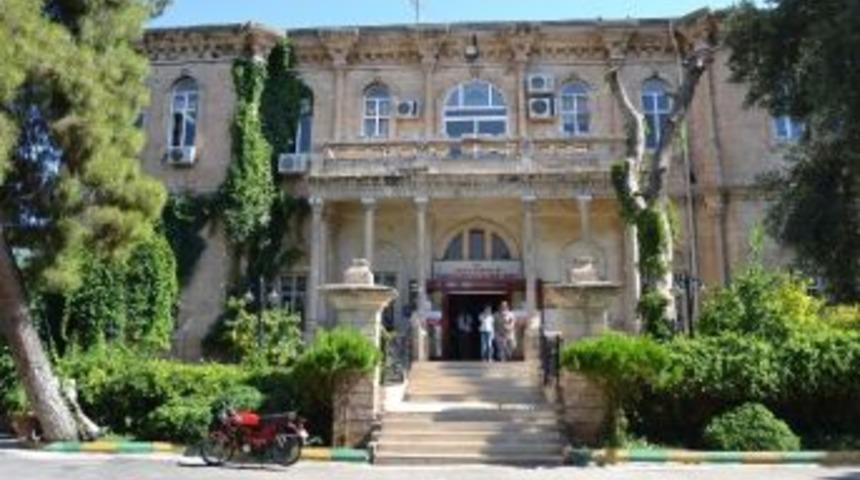 Hastalar Başhekim Yetkin&rsquo;e Yoğun İlgi G&ouml;steriyor