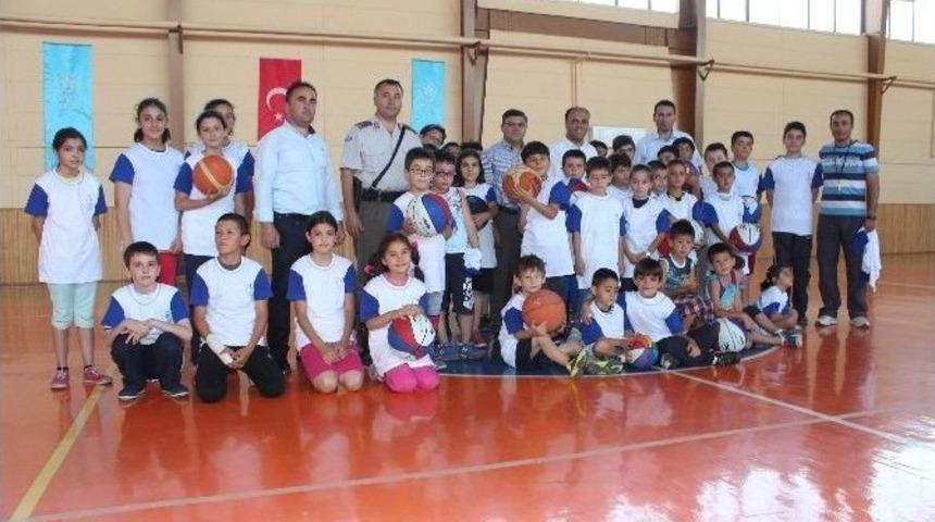 Beyşehir&rsquo;de Yaz Basketbol Spor Okulu A&ccedil;ılışı