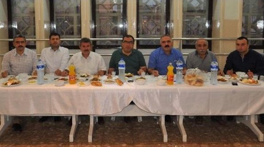 Nazillili Berber Ve Kuaf&ouml;rler İlk Kez Birlikte Oru&ccedil; A&ccedil;tı