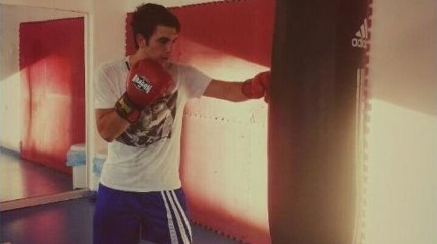 Adanalı Milli Boks&ouml;r Sırbistan&rsquo;a Gitti