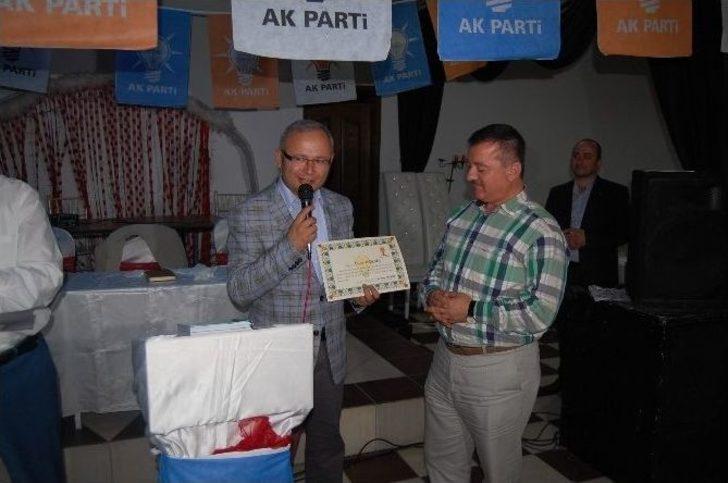 Çaycuma Ak Parti İlçe Teşkilatından İftar Yemeği G5