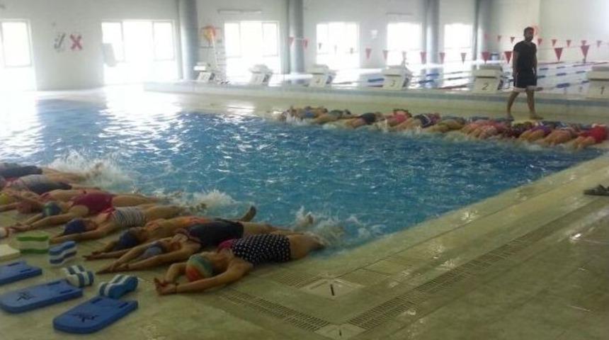 D&uuml;zce&rsquo;de Y&uuml;zme Kursuna B&uuml;y&uuml;k İlgi