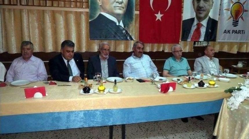 Ereğli Ak Parti İl&ccedil;e Teşkilatı İftarda Buluştu