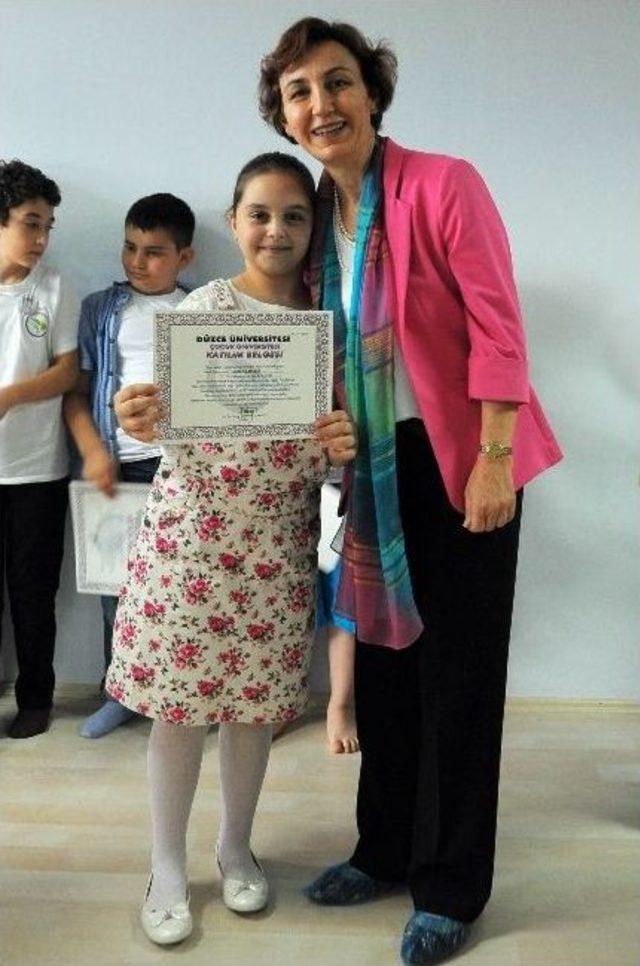 D&uuml;zceli &Ccedil;ocuklar &Uuml;niversiteli Oldu 2