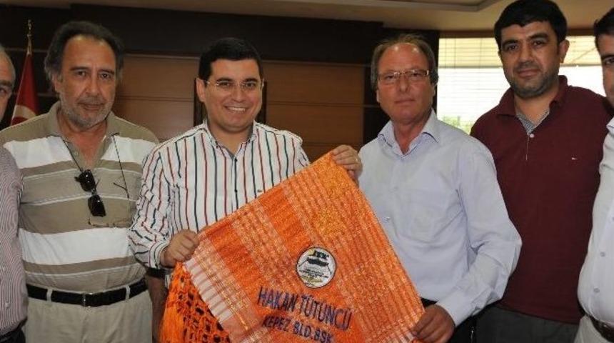 T&uuml;t&uuml;nc&uuml;'den Y&ouml;r&uuml;klere M&uuml;jde