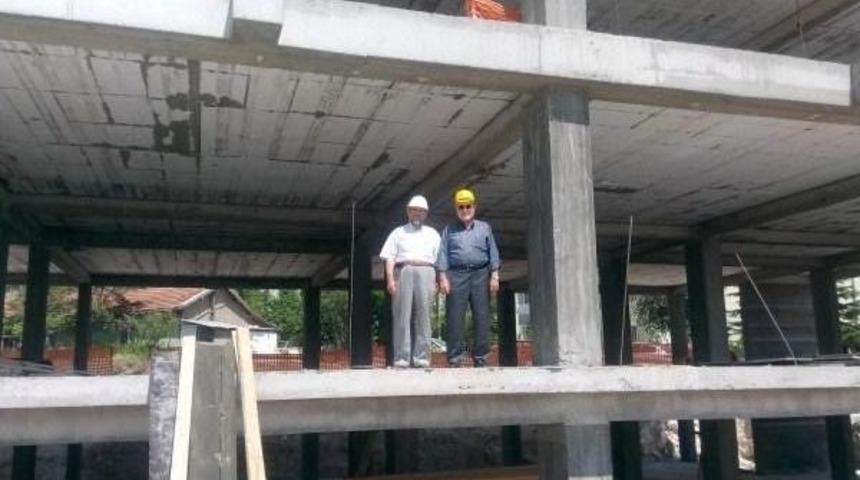 İl M&uuml;ft&uuml;s&uuml; Ersoy, İnşaatı Devam Eden Kur'an Kursuna Ziyaret Etti