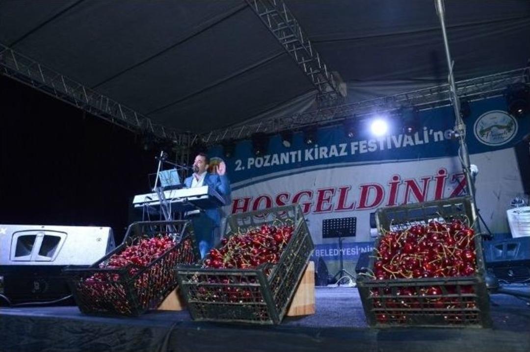 Pozantı'da Kiraz Festivali