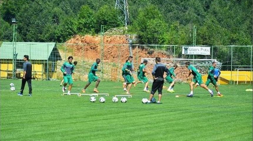 Bursaspor&rsquo;da &Ccedil;alışmalar Devam Ediyor
