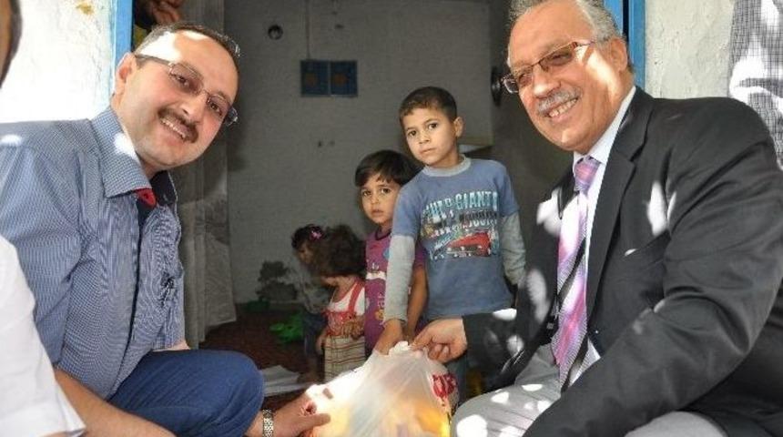 Kimsesizin Kimsesi Oluyorlar