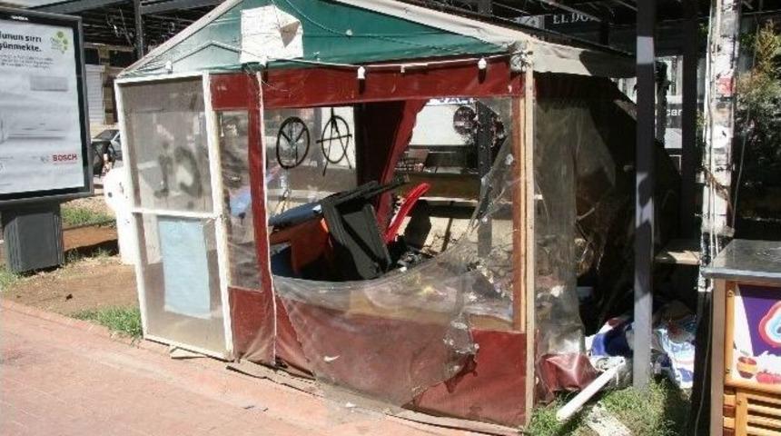 &Ccedil;er&ccedil;i D&uuml;kkanı Yandı