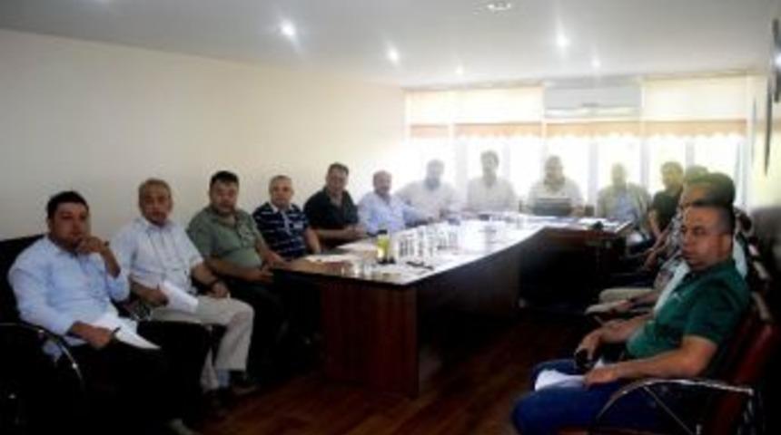 Kırıkhanspor'da G&ouml;rev B&ouml;l&uuml;m&uuml; Yapıldı