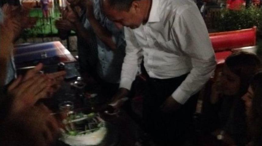 Belediye Başkanına S&uuml;rpriz Doğum G&uuml;n&uuml;