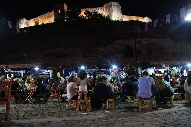 Eski Ramazanlar Gaziantep Sokaklarında Yeniden Canlandı