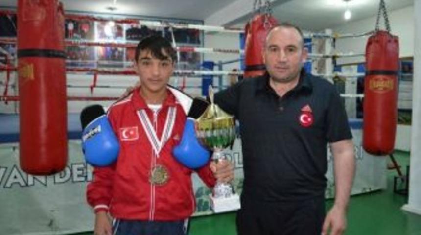 Vanlı Sporcu Avrupa İkincisi Oldu