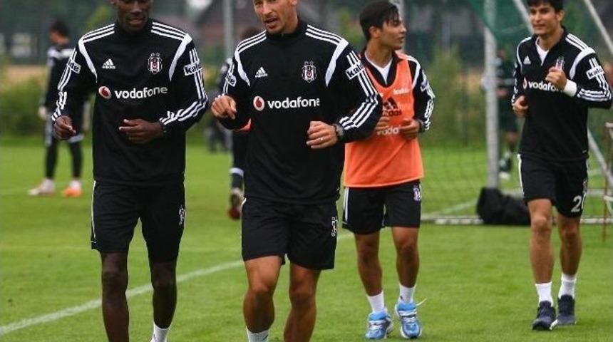 Beşiktaş Yeni Sezon Hazırlıklarını S&uuml;rd&uuml;r&uuml;yor