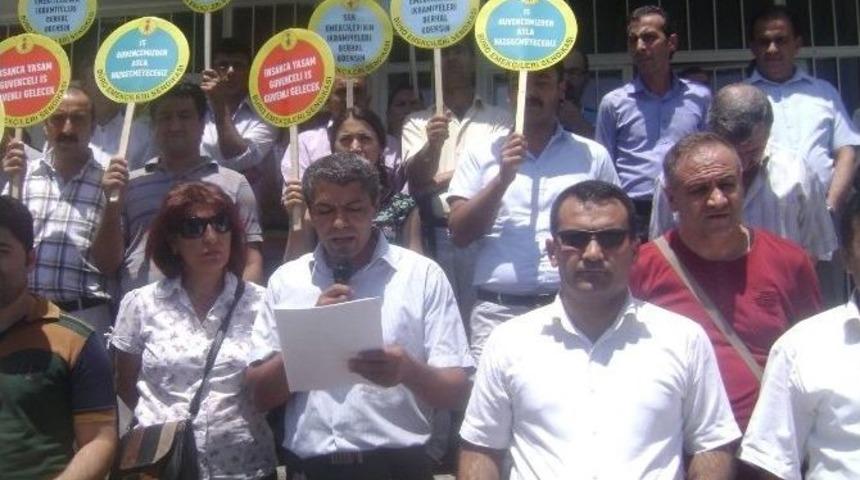 Bes &Uuml;yeleri İş Bırakacak